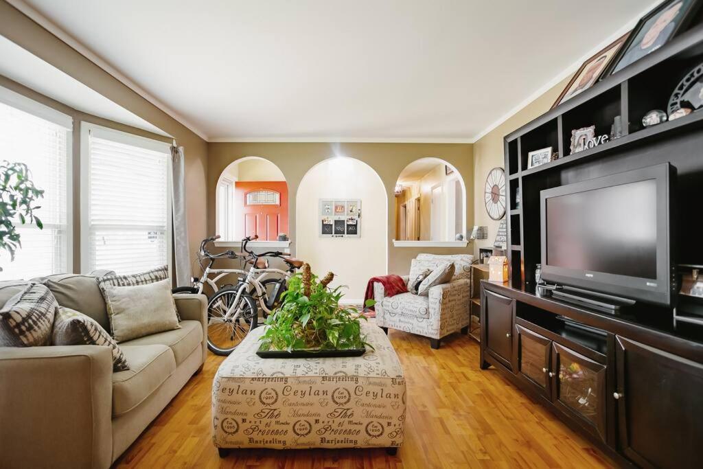 Becky & Marvels 420 Stay - Private Room Kansas City Exteriör bild